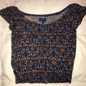 Aeropostale cute crop top with flowers
